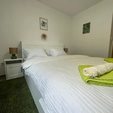 Apartment Green Central Apartment Weliko Tarnowo