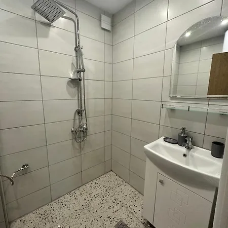 Green Central Apartment